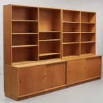 575562 Book case